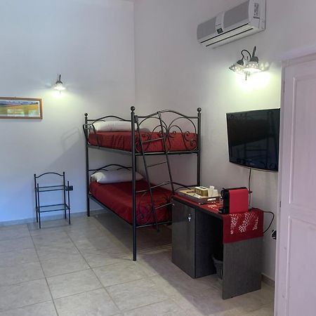 Villa Particular Tottubella Екстериор снимка